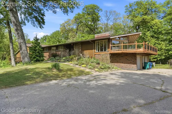 5130 Seymour Lake RD, Brandon Charter Township, MI 48371