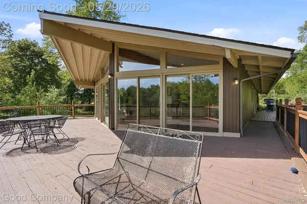 5130 Seymour Lake RD, Brandon Charter Township, MI 48371