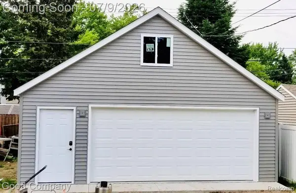 412 Chippewa ST, Clawson, MI 48017
