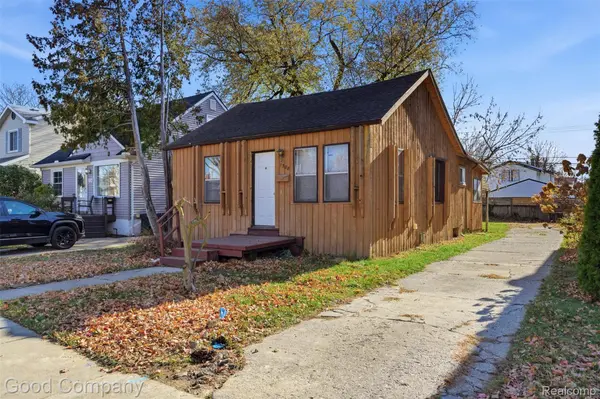 1308 E Lincoln ST, Birmingham, MI 48009