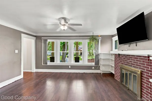 412 Chippewa ST, Clawson, MI 48017