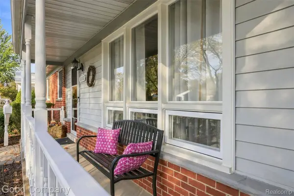 3118 Clawson AVE, Royal Oak, MI 48073