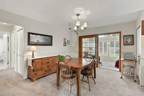 3118 Clawson AVE, Royal Oak, MI 48073