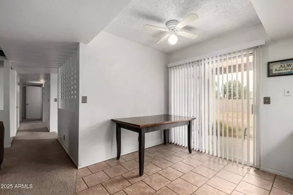 3037 W LIBBY Street, Phoenix, AZ 85053