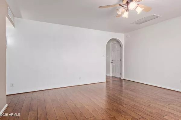 10835 W ALABAMA Avenue, Sun City, AZ 85351