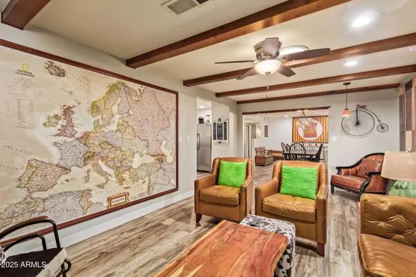 7423 E CAMBRIDGE Avenue, Scottsdale, AZ 85257