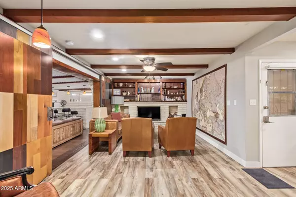 7423 E CAMBRIDGE Avenue, Scottsdale, AZ 85257