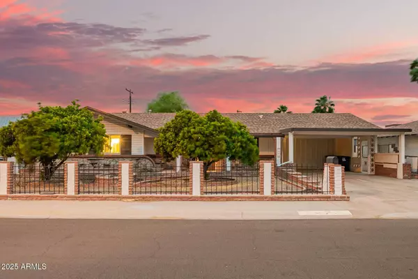 7423 E CAMBRIDGE Avenue, Scottsdale, AZ 85257