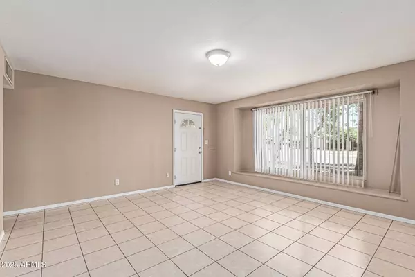 6334 N 37TH Avenue, Phoenix, AZ 85019