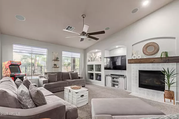 3523 W BUCKHORN Trail, Phoenix, AZ 85083