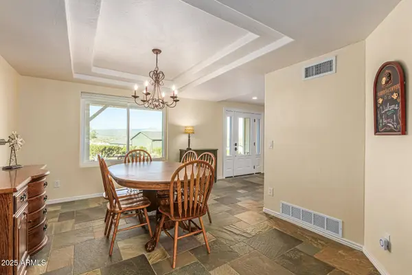 33624 N 7TH Street, Phoenix, AZ 85085