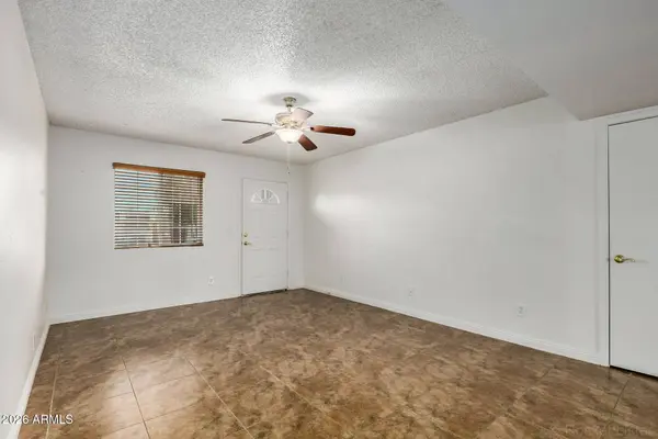 5626 W BLUEFIELD Avenue, Glendale, AZ 85308