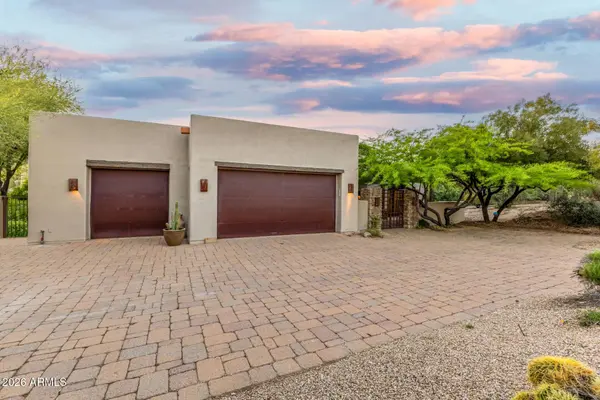 2208 N SAGEBRUSH Lane, Carefree, AZ 85377