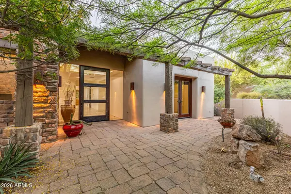 2208 N SAGEBRUSH Lane, Carefree, AZ 85377