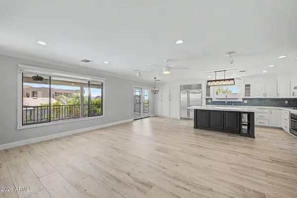 2229 E BELMONT Avenue, Phoenix, AZ 85020