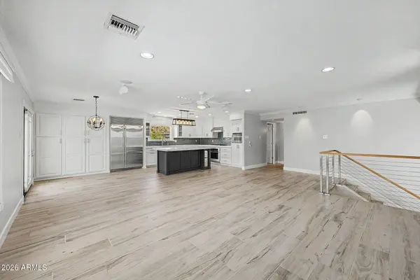 2229 E BELMONT Avenue, Phoenix, AZ 85020