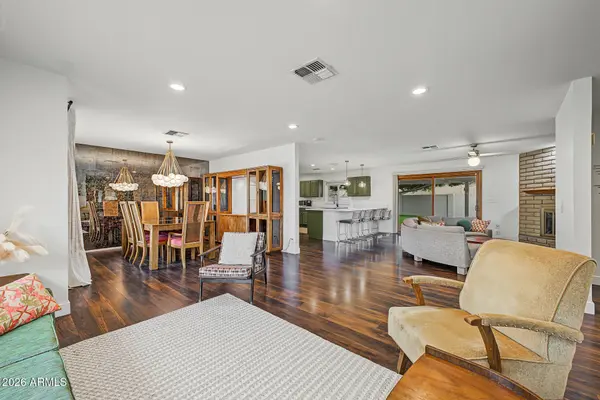 2247 E LINCOLN Circle, Phoenix, AZ 85016