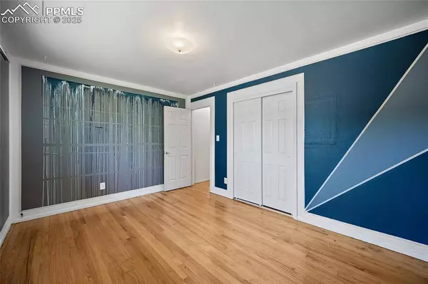 95 Landoe LN, Colorado Springs, CO 80911