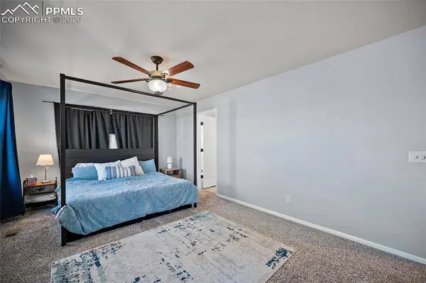 2377 Gilpin AVE, Colorado Springs, CO 80910