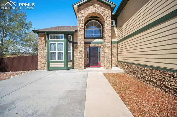 7110 Sand Trap DR, Colorado Springs, CO 80925