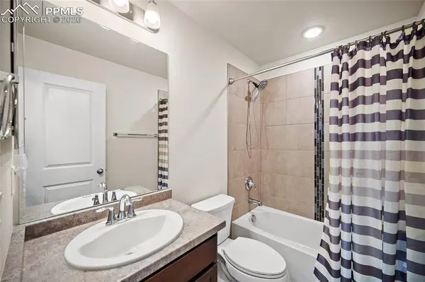 5915 Mumford DR, Colorado Springs, CO 80925