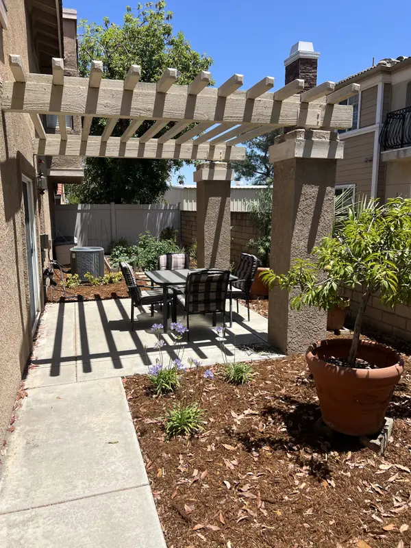 8366 Gabriel Dr #D, Rancho Cucamonga, CA 91730-3264