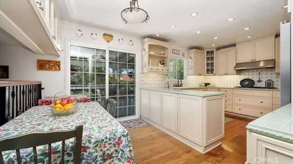 1819 Elmhurst CIR, Claremont, CA 91711