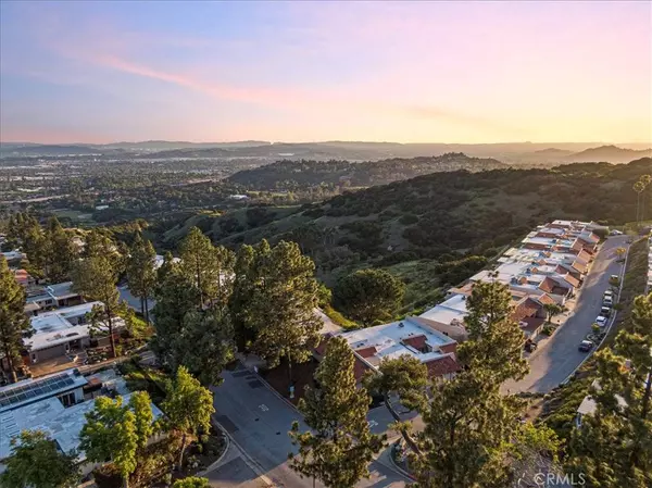 804 W Highpoint DR, Claremont, CA 91711