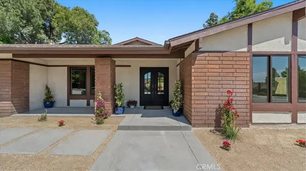 3310 N Mills AVE, Claremont, CA 91711