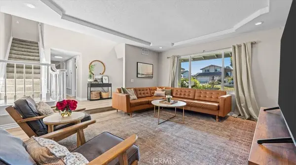 2074 N Albright AVE, Upland, CA 91784
