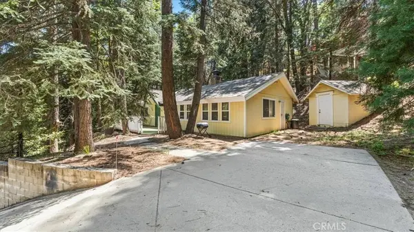 2254 Spring Oak DR, Running Springs, CA 92382