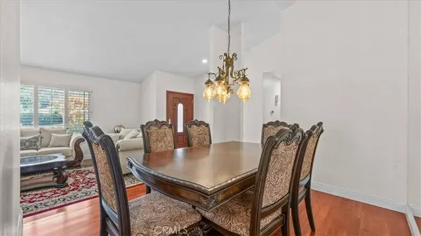 1380 W 14th ST, Upland, CA 91786