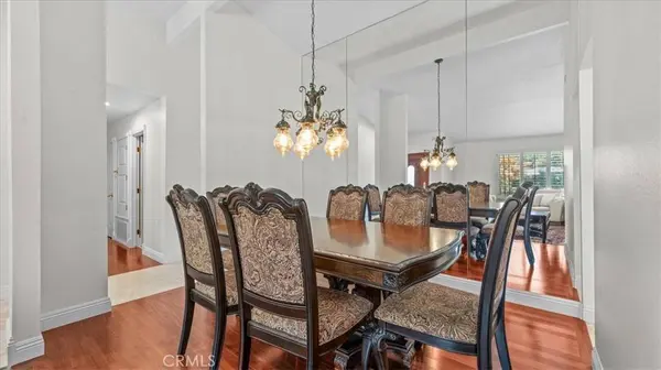 1380 W 14th ST, Upland, CA 91786