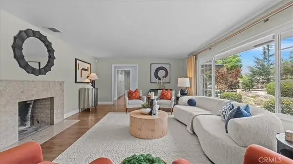 938 E Pomello DR, Claremont, CA 91711