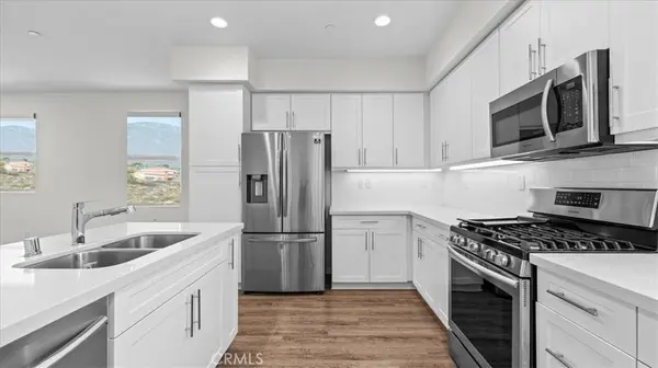 820 Highline WAY, Upland, CA 91784
