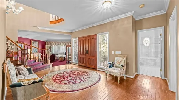 3727 Grand AVE, Claremont, CA 91711