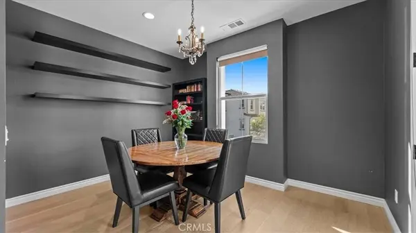 102 Fayette CT, Claremont, CA 91711