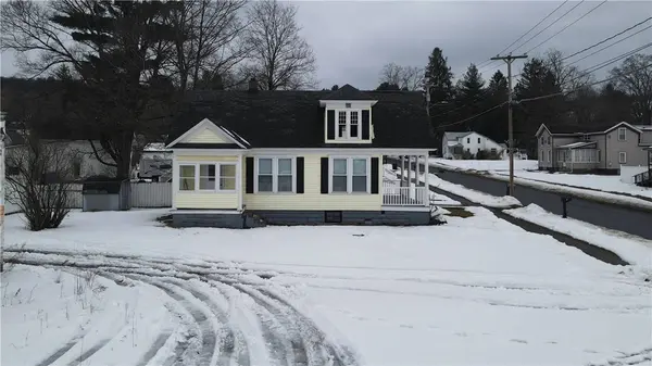 41 Martin Brook ST, Unadilla, NY 13849