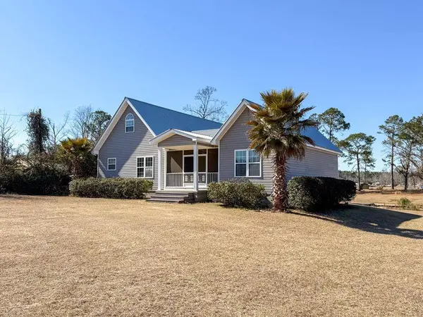 765 Max Deen Dr, Baxley, GA 31513