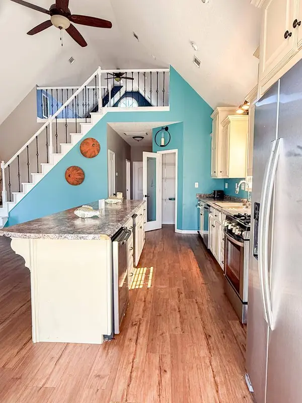 765 Max Deen Dr, Baxley, GA 31513