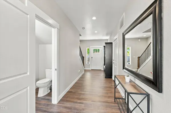 213 Samuel Lane Loop RD, Phoenix, OR 97535