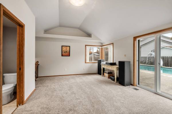 294 Tiffany AVE, Central Point, OR 97502