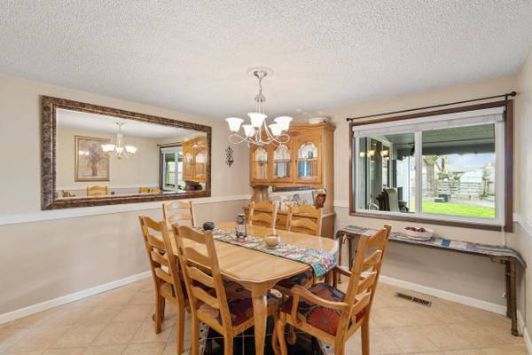 5045 Crestwood AVE, Central Point, OR 97502