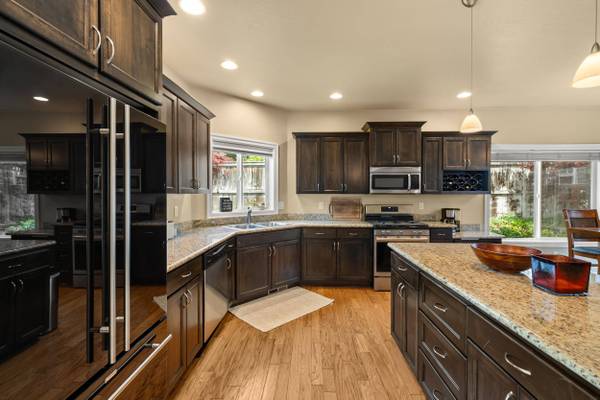 3611 Jerome LN, Medford, OR 97504