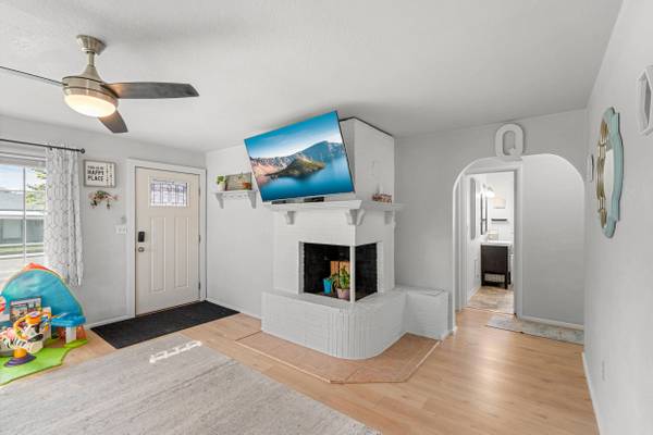 400 Peach ST, Medford, OR 97501