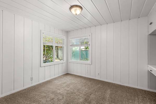1411 Playford LN, Grants Pass, OR 97527