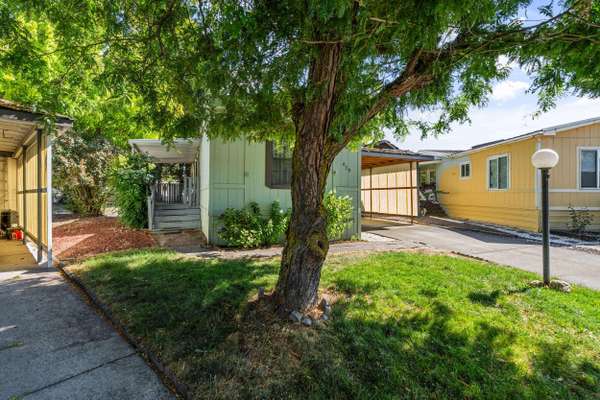 639 Darla Mae, Medford, OR 97501
