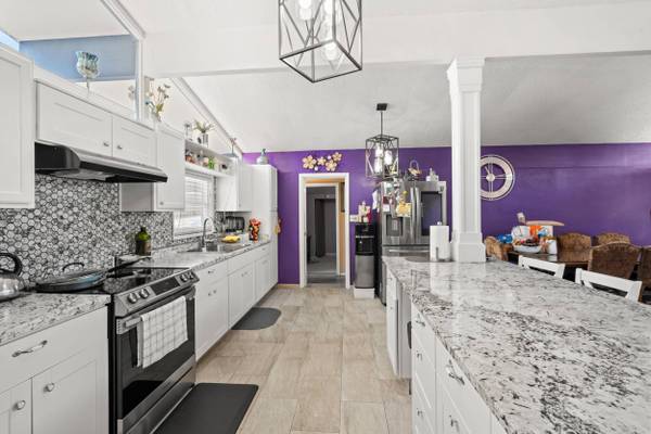 284 Main ST, Eagle Point, OR 97524