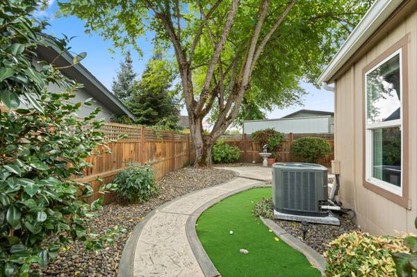 555 freeman rd, central point-06