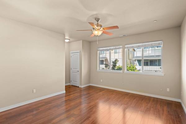 241 Cherry Bark LN, Medford, OR 97501